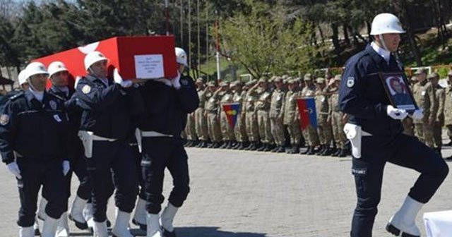 Silopi şehidi için tören düzenlendi