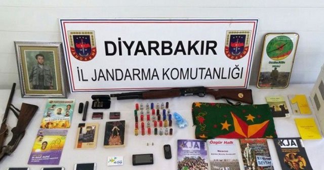 Vatandaşları kahvede toplayıp, devlete karşı kışkırtıyorlar