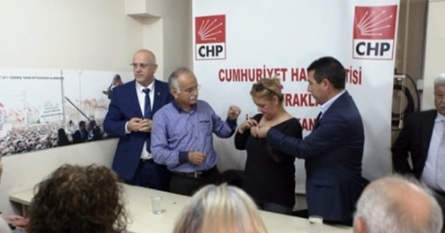 81 kişi MHP&#039;den CHP&#039;ye geçti