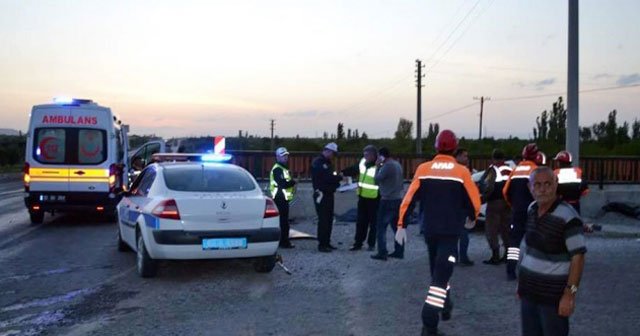 Afyonkarahisar’da katliam gibi trafik kazası, 4 ölü