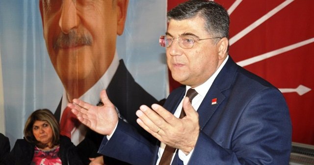 AK Parti kongresine CHP&#039;den o isim katılacak