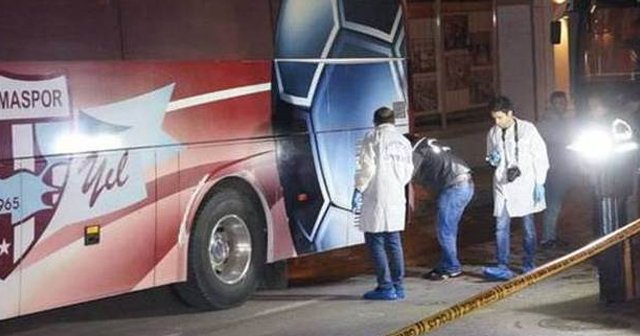 Bandırmaspor takım otobüsüne silahlı saldırı