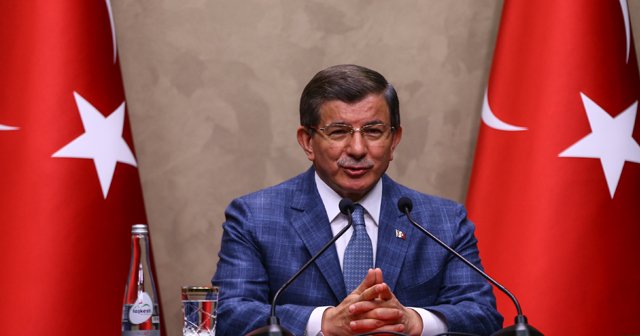 Başbakan Davutoğlu Bosna Hersek’e gitti