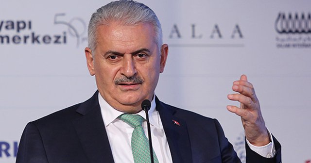 Binali Yıldırım, &#039;Türkiye, 200 milyon yolcuya koşuyor&#039;