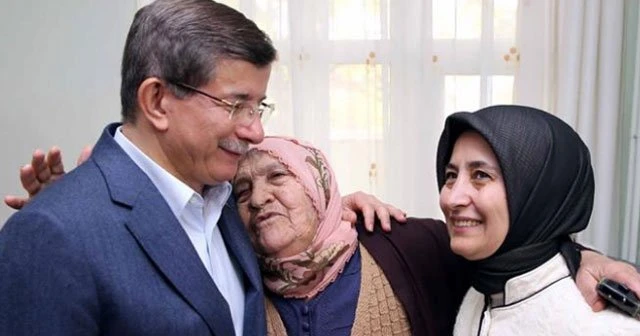 Davutoğlu'ndan en 'huzur'lu ziyaret