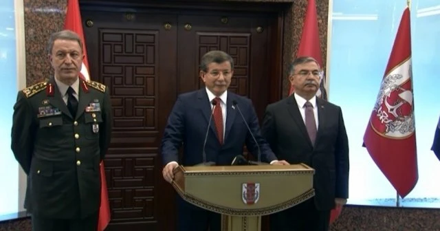 Davutoğlu'ndan Genelkurmay Karargahı’nda veda konuşması