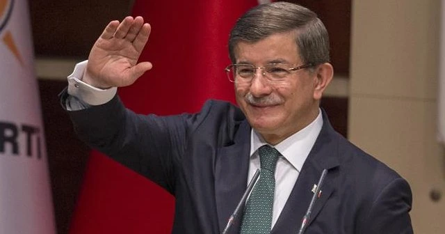 Davutoğlu Salı günü vekillere veda ediyor