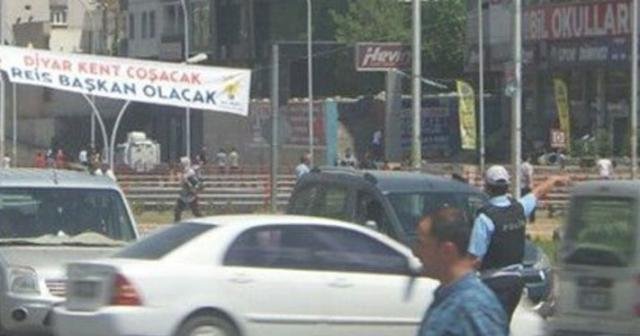 Diyarbakır&#039;da dikkat çeken pankart