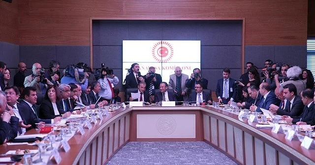 Dokunulmazlık teklifi kabul edildi