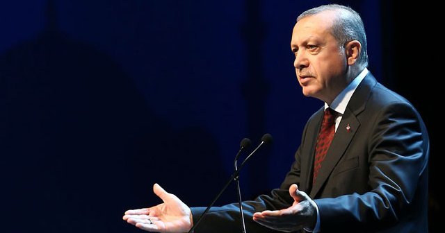 Erdoğan, &#039;Gençleri devşiriyor, zehirliyor, kullanıyorlar’