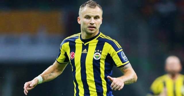 Fenerbahçe&#039;de ilk ayrılık