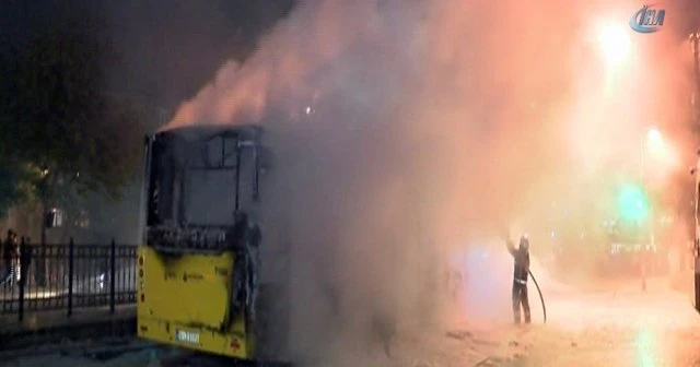 Hainler otobüsü ateşe verdiler