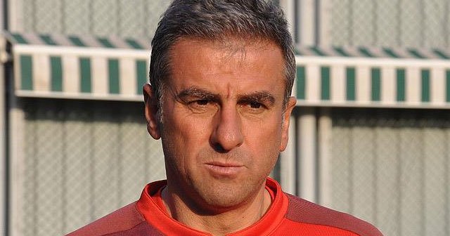 Hamzaoğlu&#039;nun gönlü Bursaspor&#039;da kalmaktan yana