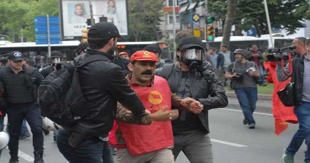 İstanbul fena karıştı, polis müdahalesi var