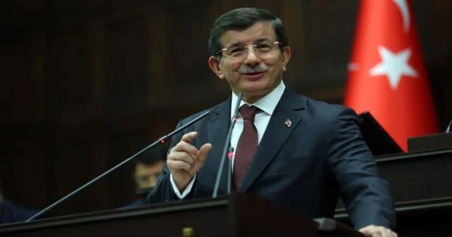 Davutoğlu istifa sonrası ünvanlarını kaldırdı