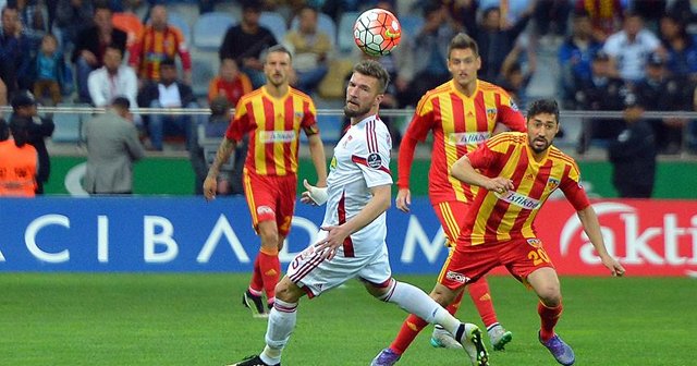 Kayserispor kümede kalmayı garantiledi