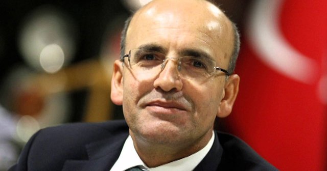 Mehmet Şimşek&#039;in uçağı zorunlu iniş yaptı