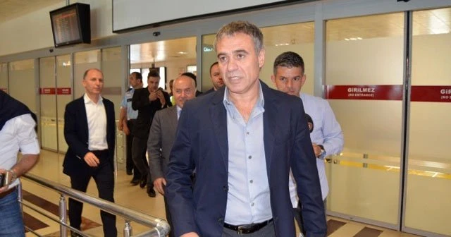 Muharrem Usta ve Ersun Yanal Trabzon'da