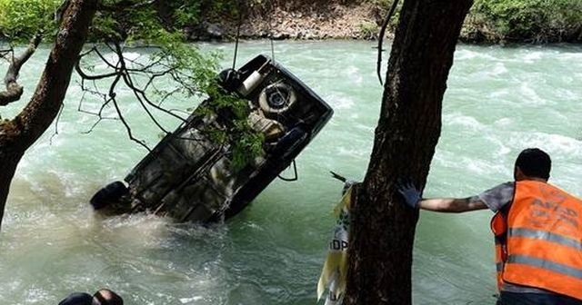 Munzur Çayı&#039;na düşen araçtaki öğretmenlerden kötü haber