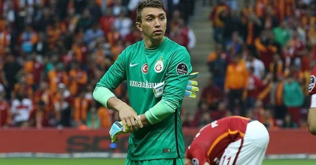 Muslera, &#039;İyi bir teklif gelirse düşünebilirim&#039;