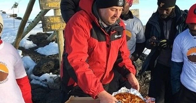 Pizza devinden çok konuşulacak hareket