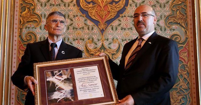 Prof. Dr. Sancar Nobel&#039;i üniversitesine bağışladı