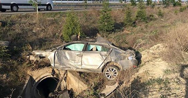 Terör şüphesiyle aranan araç kaza yaptı