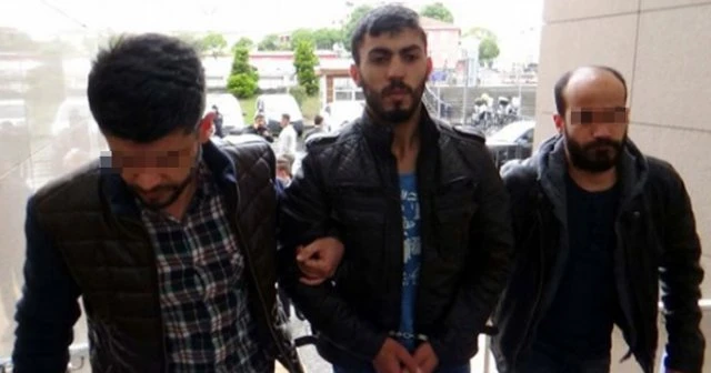 Annesini 15 yerinden bıçakladı, sözleri yakınlarını ağlattı