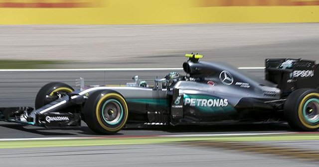 Bakü&#039;de pole pozisyonu Nico Rosberg&#039;in