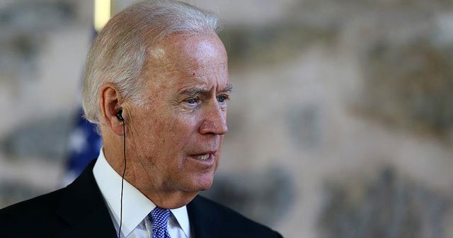 Biden, diplomatları eleştirdi