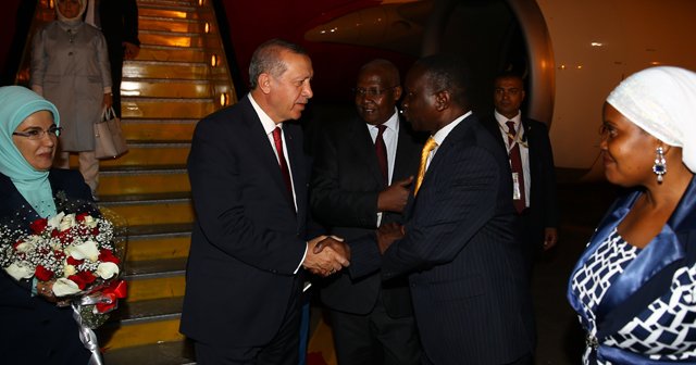 Cumhurbaşkanı Erdoğan Uganda&#039;da