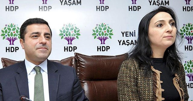 Demirtaş ve Yüksekdağ&#039;ın fezlekeleri savcılığa ulaştı