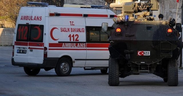 Dicle’de ağır yaralanan polis şehit oldu