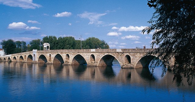 Edirne&#039;ye su baskını ve yağış uyarısı