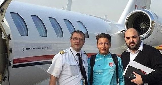 Emre Mor Borussia Dortmund ile 5 yıllık sözleşme imzaladı