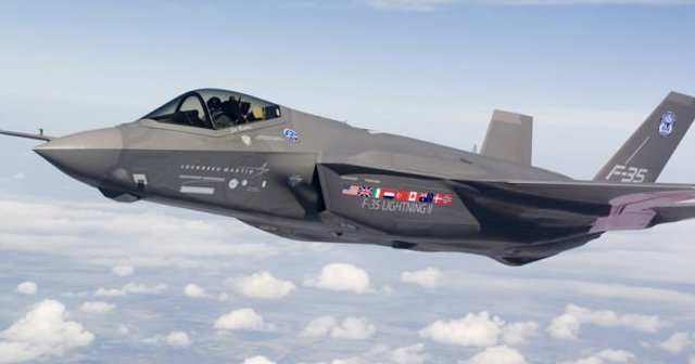 F-35&#039;ler Hollanda&#039;da ilk test uçuşunu yaptı