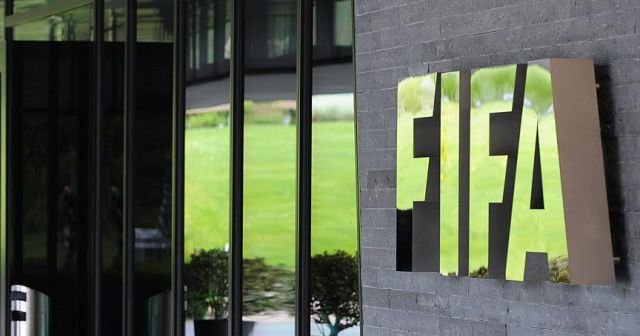 FIFA&#039;ya polis baskını