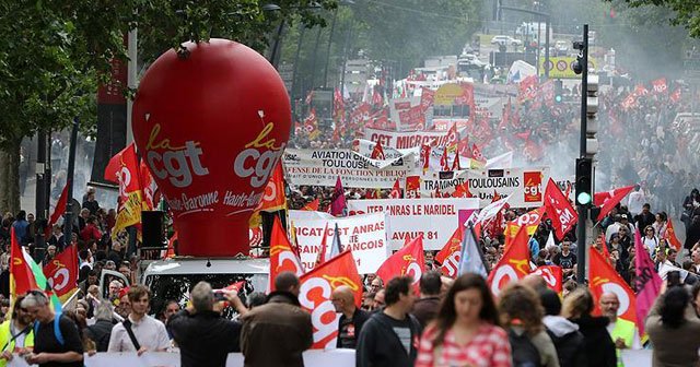 Fransa&#039;da grev ve protestolar devam ediyor