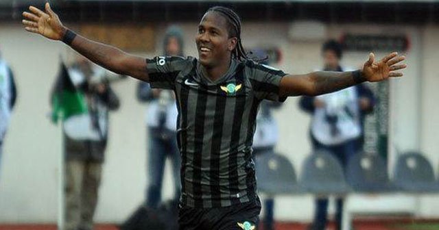 Galatasaray Rodallega&#039;yı transfer etti