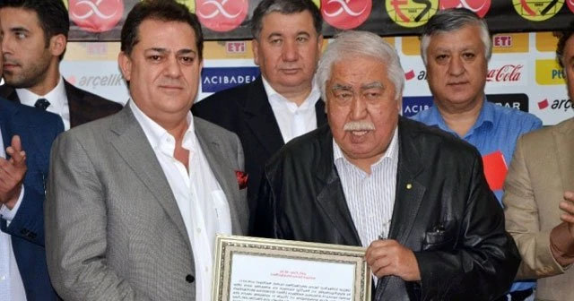 Halil Ünal mazbatasını aldı