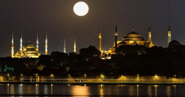 İlk teravih ve ilk sahur bu gece