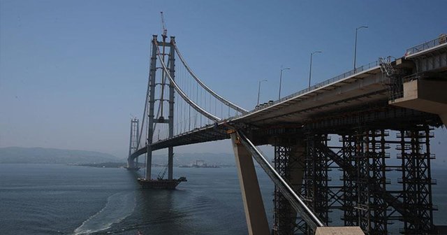 İstanbul-İzmir Otoyolu&#039;nun yarıdan fazlası bitti