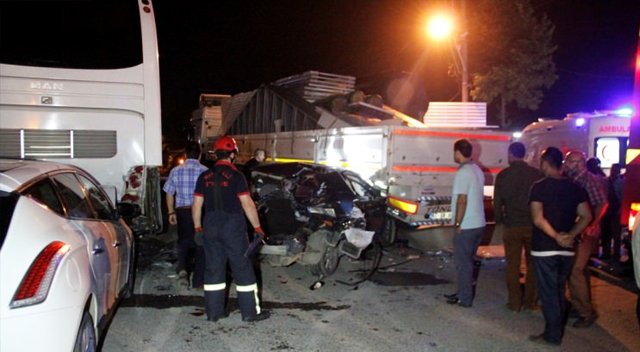 Kocaeli&#039;de trafik kazası, 1 yaralı