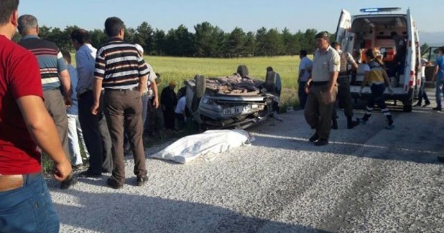 Kütahya&#039;da trafik kazası, 1 ölü, 5 yaralı