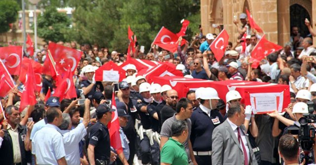 Mardin&#039;de büyük yürüyüş