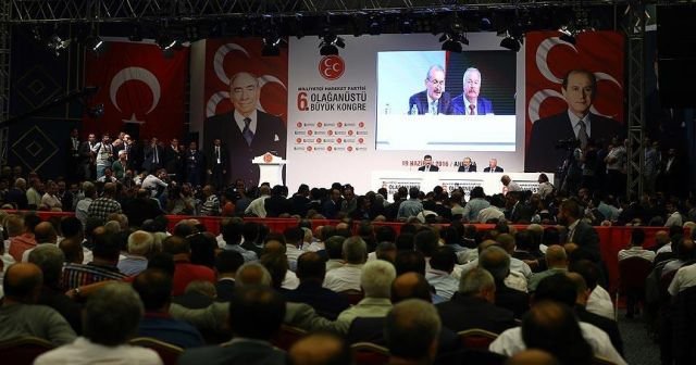 MHP&#039;de olağanüstü kongre toplandı