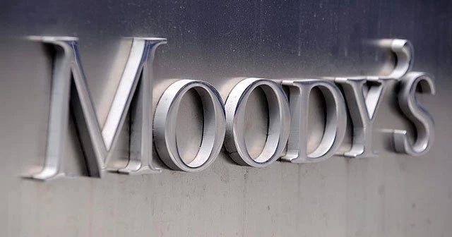 Moody's iki ülkenin notunu açıkladı