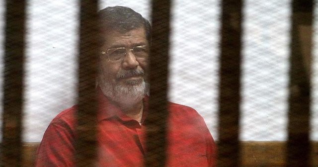 Muhammed Mursi&#039;ye müebbet hapis cezası