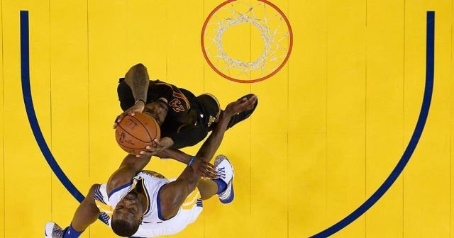 NBA finalinde James&#039;li Cavaliers Curry&#039;li Warriors&#039;ı mağlup etti