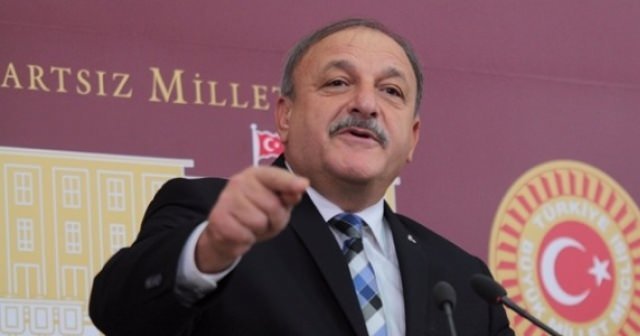 Oktay Vural, MHP Grup Başkanvekilliğinden istifa etti